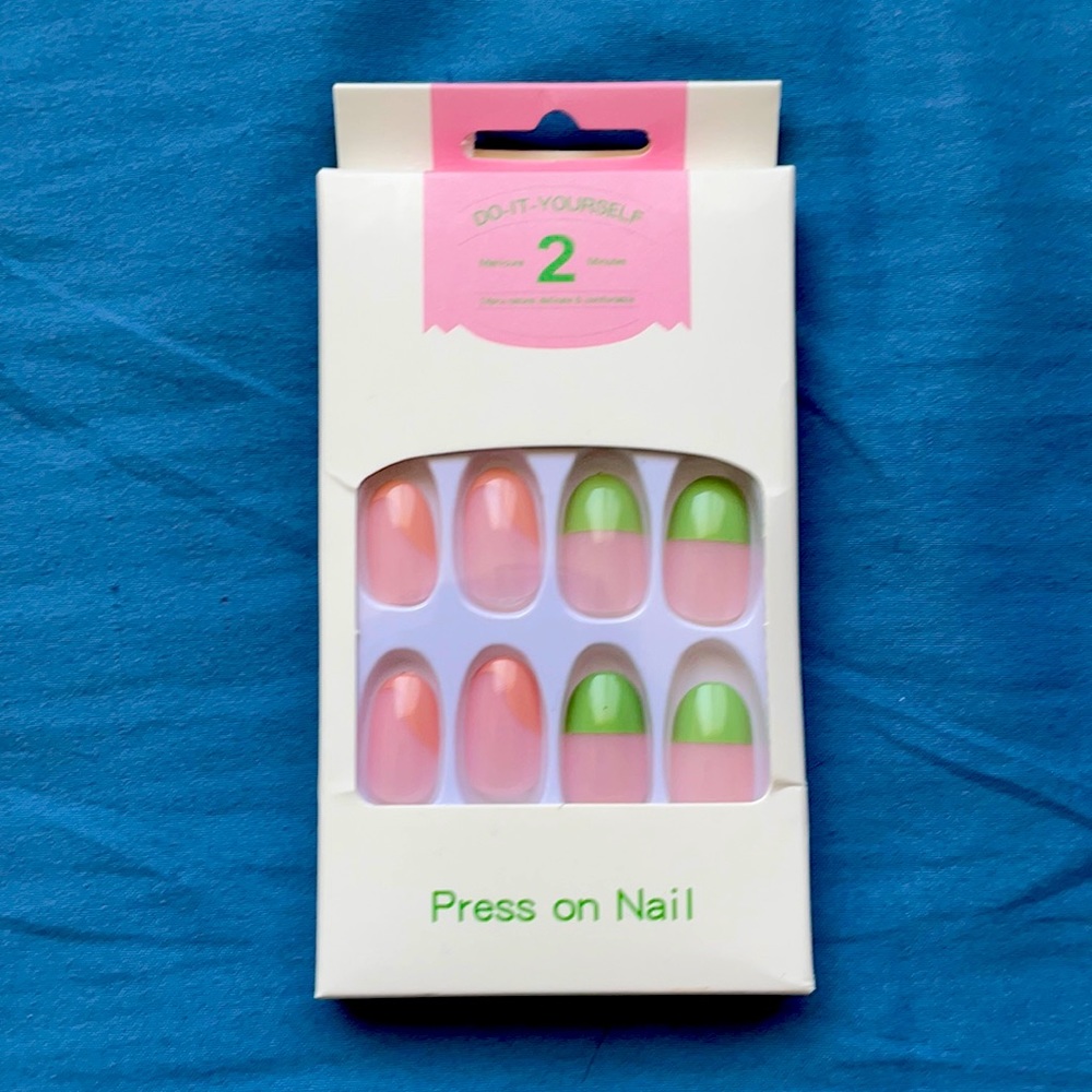 ⚡️⚡️Press on Nails